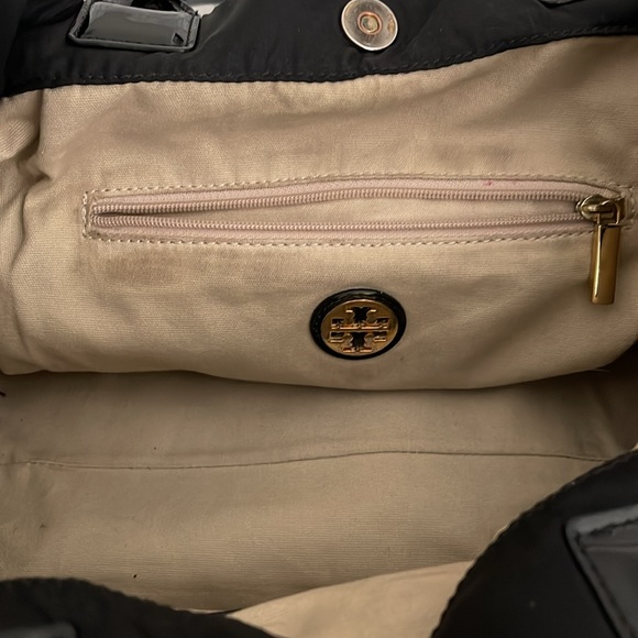 Tory Burch Black Small Ella Shoulder Bag - Picture 7 of 10